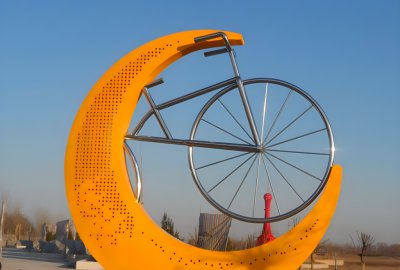 自行車(chē)主題不銹鋼景觀雕塑